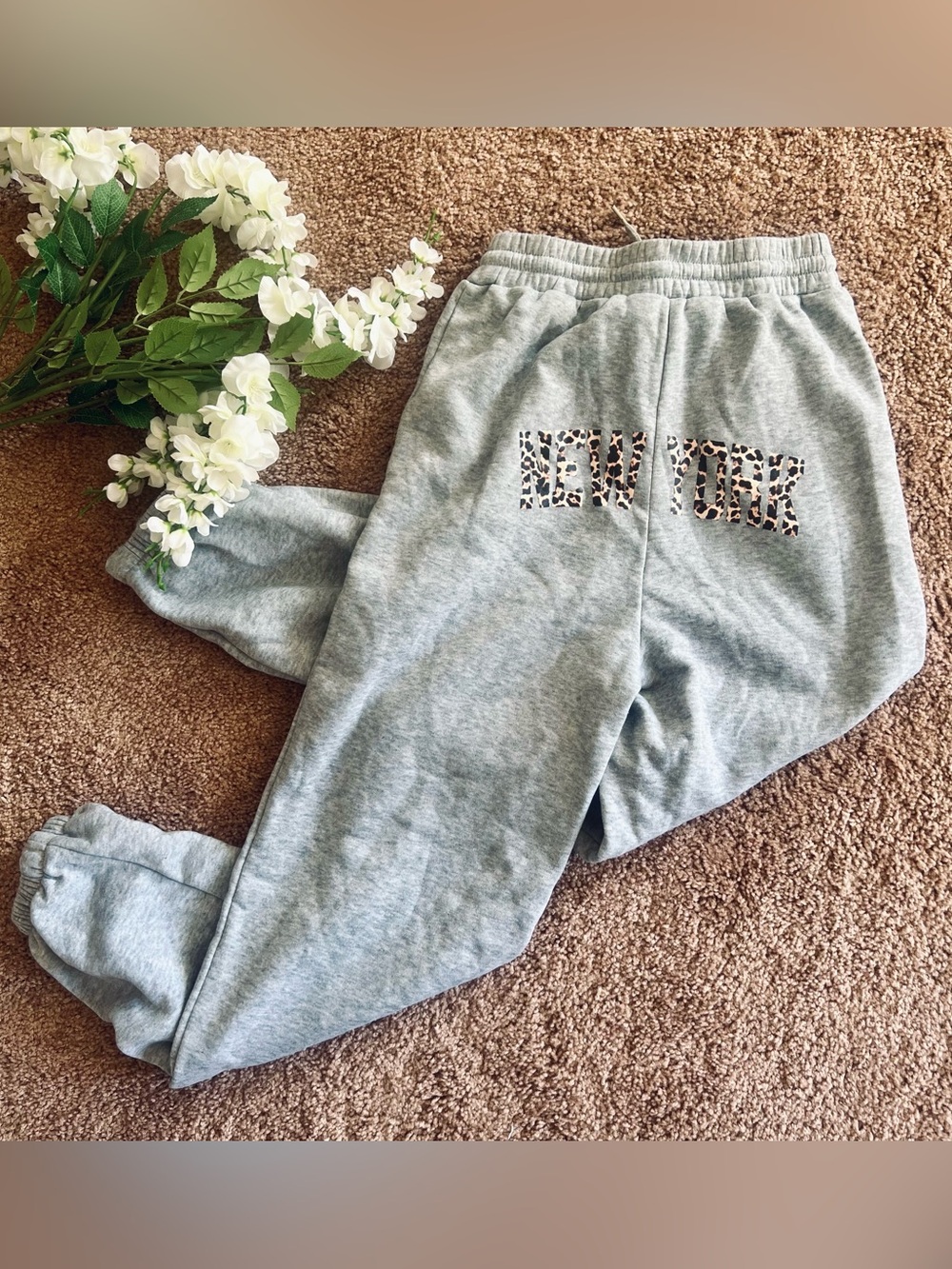 Grey 'New York' Leopard Accent Sweatpants